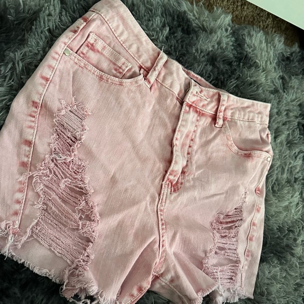 Adorable, distressed shorts!